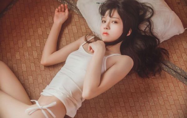 善良漂亮的女老板伦理